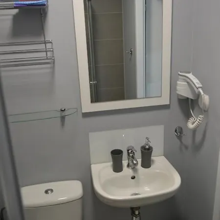 Sizen - Goscinne Z Osobnym Wejsciem Taras Wi-fi Rewal