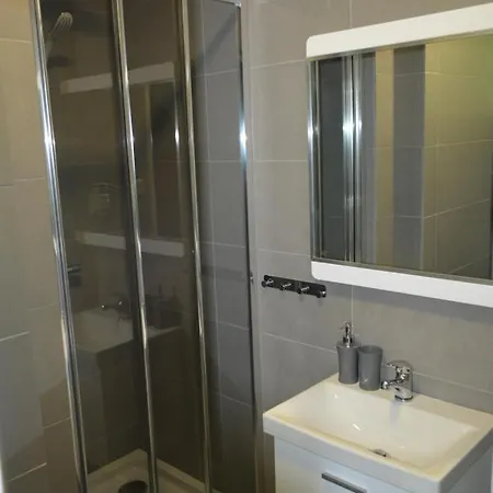 Sizen - Goscinne Z Osobnym Wejsciem Taras Wi-fi 里沃