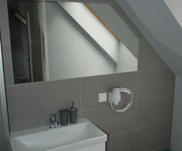 Sizen - Goscinne Z Osobnym Wejsciem Taras Wi-fi 民宿